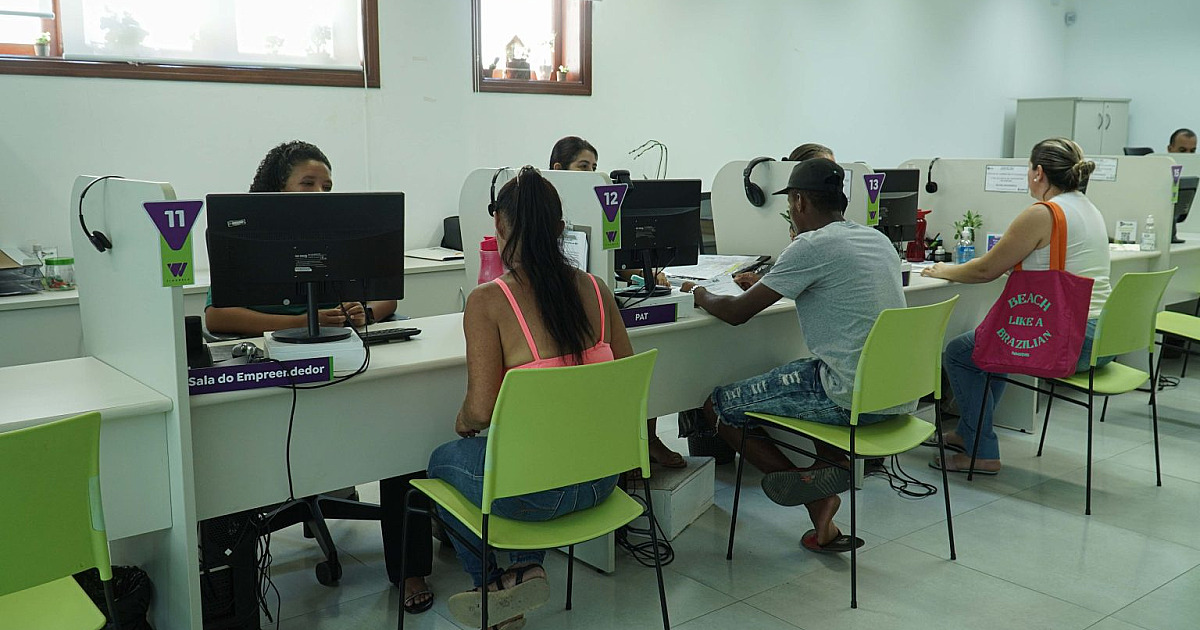 PAT de Ilhabela inicia semana com 246 vagas de emprego