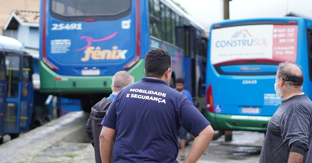 Prefeitura de Ilhabela realiza fiscalização na empresa responsável pelo transporte coletivo