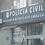 Discussão por dívida termina em tiro e agressões em Caraguá
