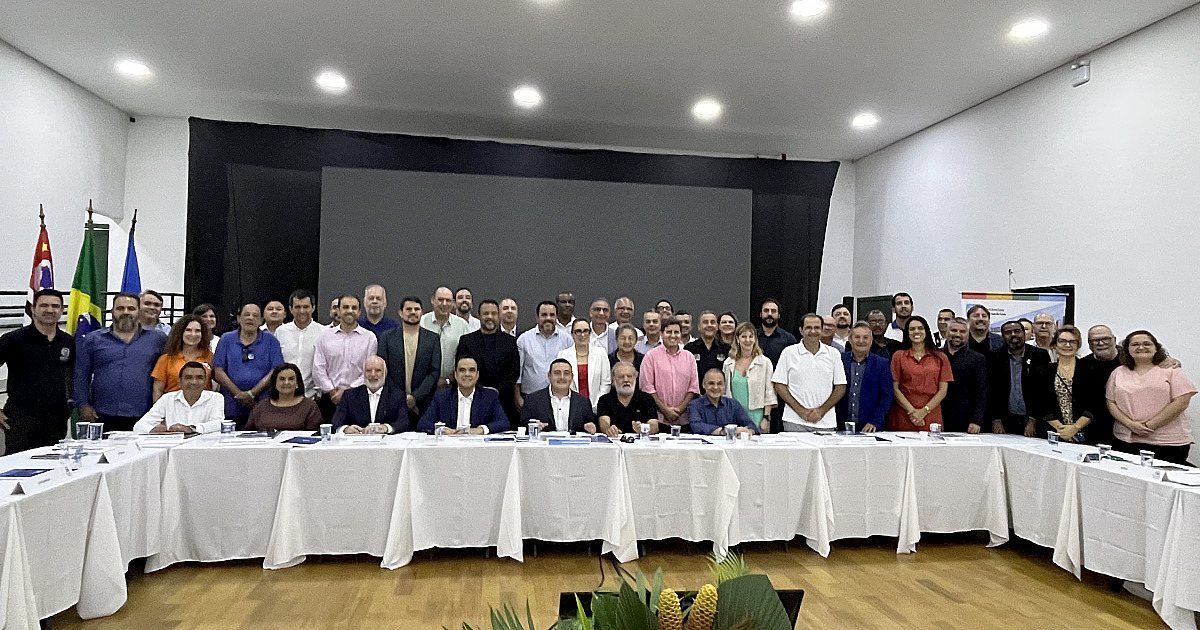 Prefeito Toninho Colucci recebe ministro do Turismo em Ilhabela e fortalece protagonismo da cidade no cenário nacional