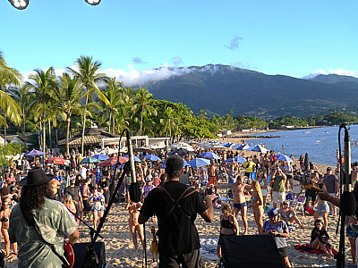 4º Ilhabela JAM agitou público em dois dias de música e diversão na Praia do Perequê (2)