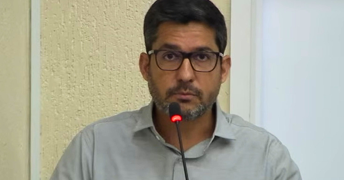 Vereador questiona resultados idênticos de exames laboratoriais em Caraguatatuba