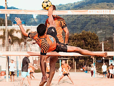 Participante do circuito do Projeto MM Futevôlei.