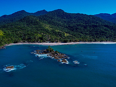 Castelhanos está entre as três praias mais bonitas do Sudeste em prêmio nacional de turismo.