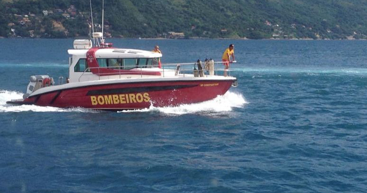 GBMar entra no segundo dia de buscas por rapaz de 21 anos desaparecido em São Sebastião