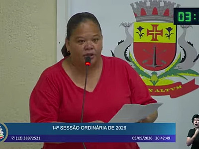 Vereadora Cássia do PT em pronunciamento na tribuna da Câmara de Vereadores.
