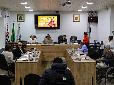 Requerimento foi aprovado por unanimidade na sessão desta terça feira (12).
