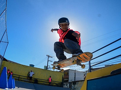 O evento marcará a oficialização do nome do espaço como “Pista de Skate Rômulo Davanzo Pérez Teixeira – Tio Hoho”.