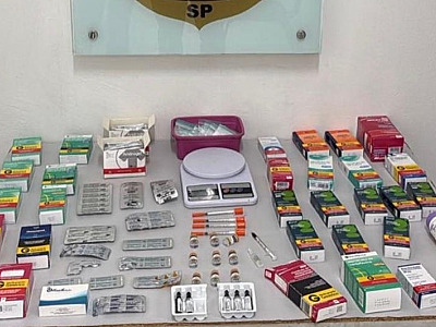 Medicamentos controlados e proibidos foram apreendidos na Operação.