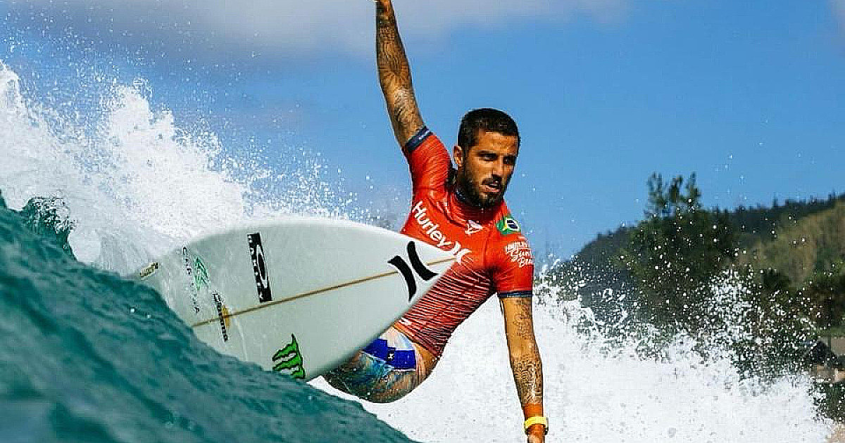 Filipe Toledo e Weslley Dantas representam Ubatuba no Rio Pro
