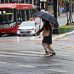 Defesa Civil emite alerta para temporais e queda de temperatura na região