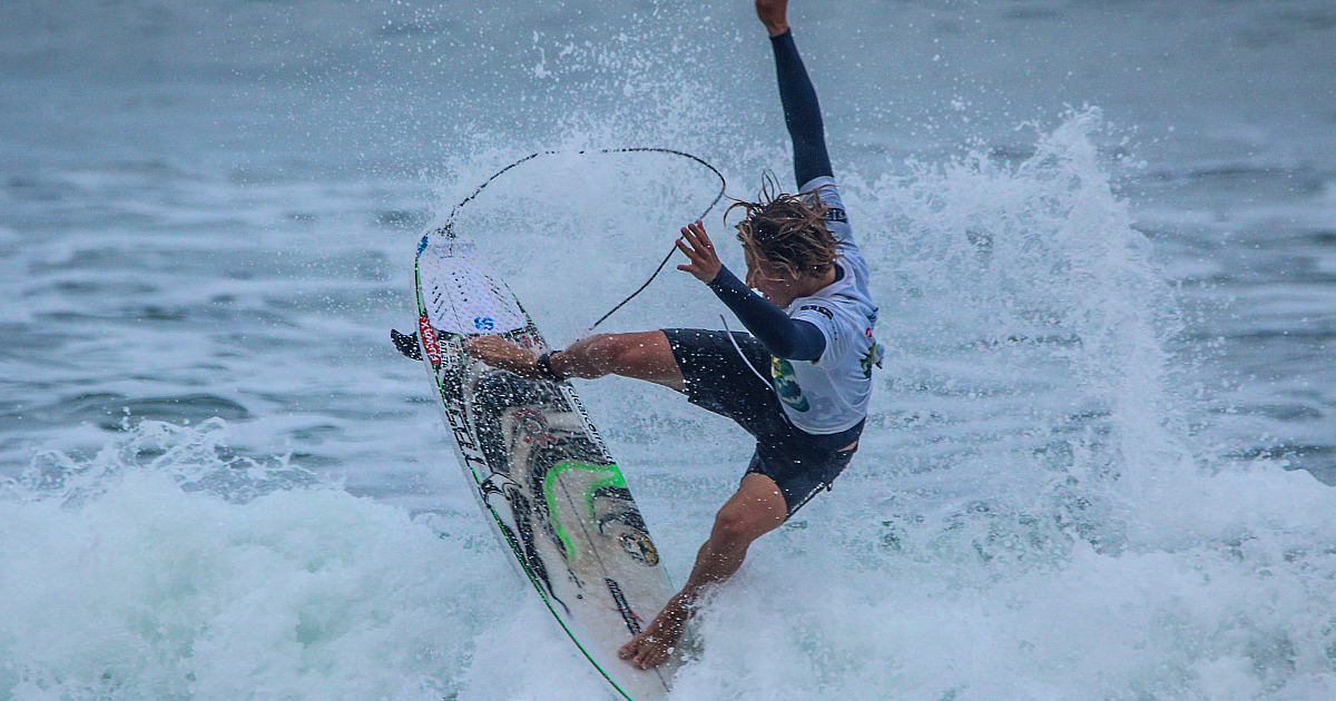Bicampeões: surfistas de Ubatuba brilham no Brasileiro de Longboard