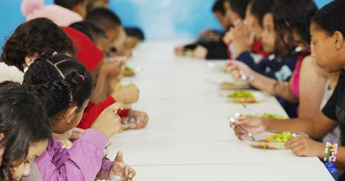 Pais e responsáveis têm até 26 de junho para garantir merenda escolar aos estudantes durante as férias de julho