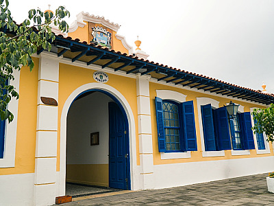 O carnê do IPTU está disponível para consulta e impressão no portal oficial da Prefeitura de São Sebastião.