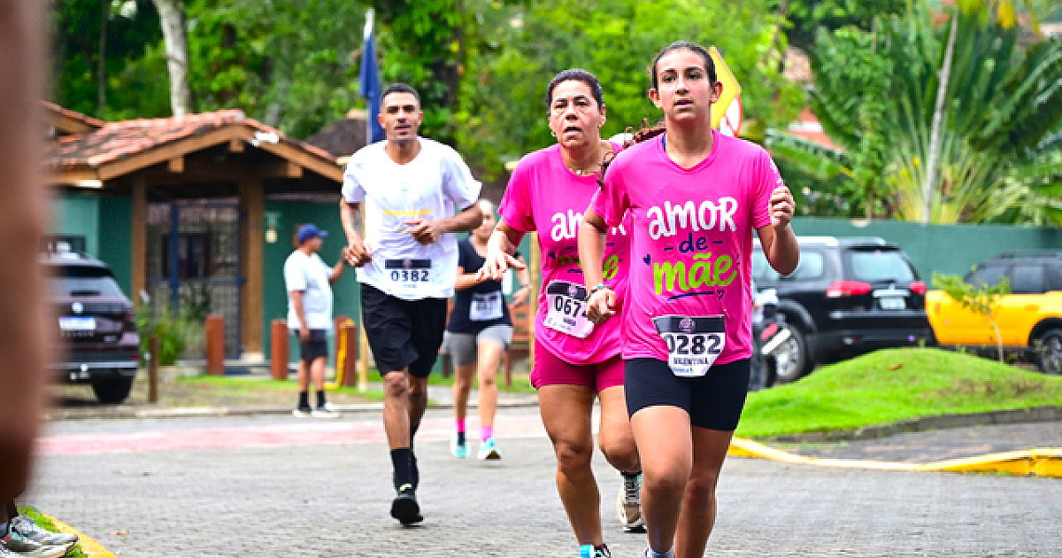 1ª Corrida das Mães reúne 700 participantes e marca conquista inédita de atleta de 63 anos